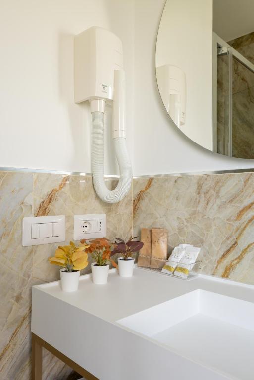 Hezio Guest House - 18