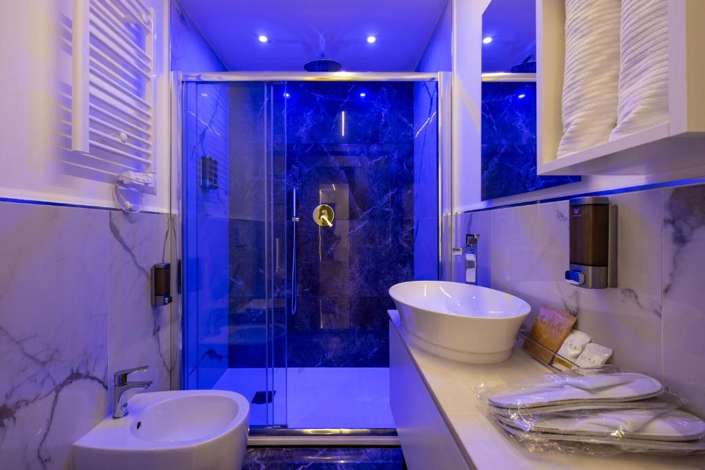 Hezio Guest House - 8