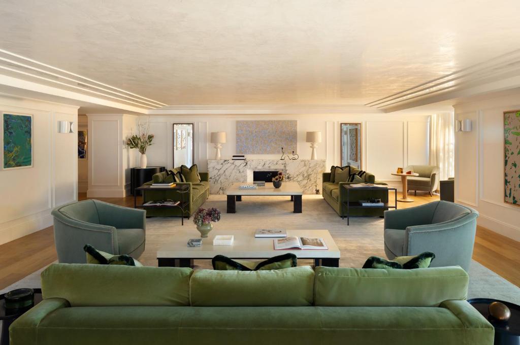 L'Ermitage Beverly Hills photo
