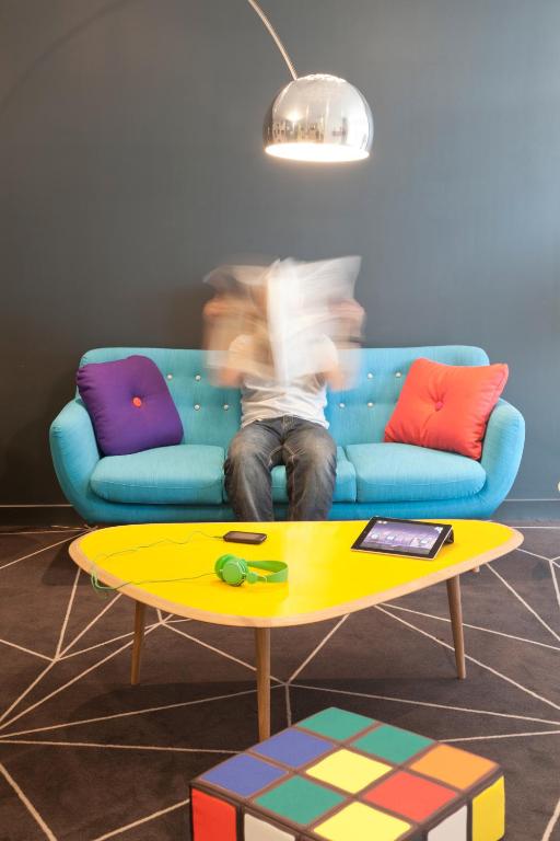 Posezení v ubytování ibis Styles Roanne Centre Gare