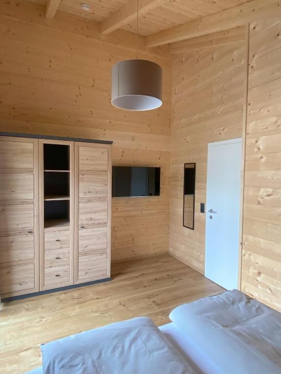Postel nebo postele na pokoji v ubytování Ruheoase zwischen Bergen und Seen mit Infrarotsauna