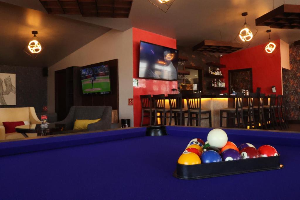 Biliár nebo kulečník v ubytování Hotel Wellintown