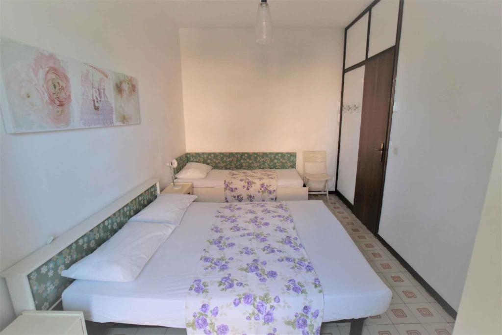 Posteľ alebo postele v izbe v ubytovaní Apartment in Lido di Jesolo 25174