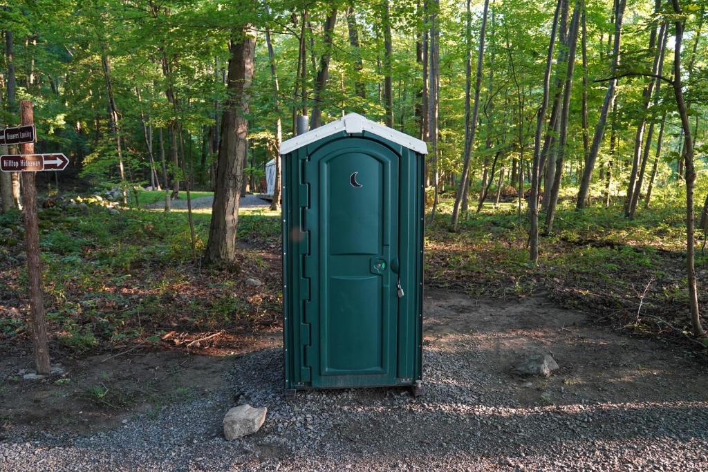 Fotografie z fotogalerie ubytování Hilltop Hideaway at Moon Valley Campground v destinaci Vernon Township