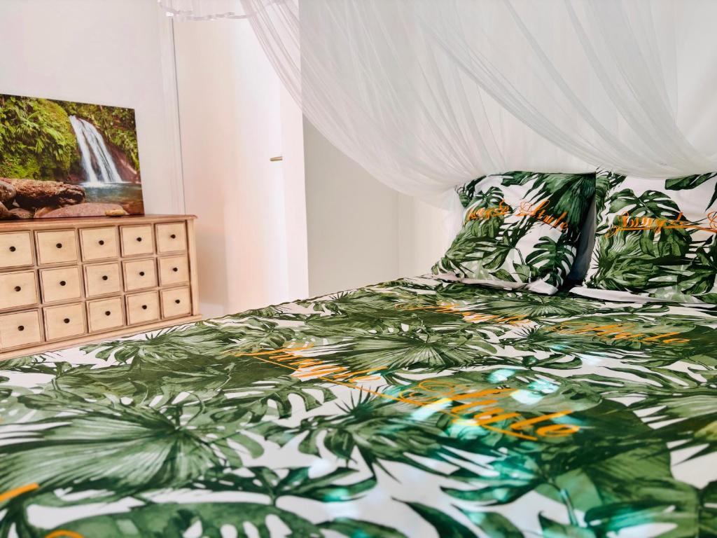 Postel nebo postele na pokoji v ubytování Gîte Acélie