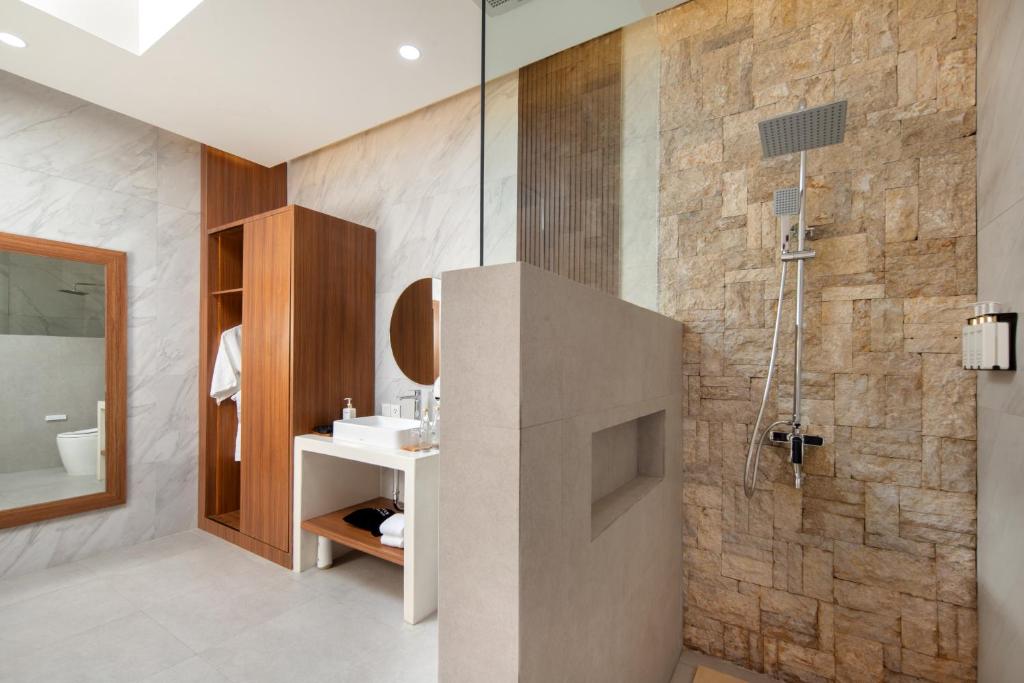 The Daha Luxury Villasにあるバスルーム