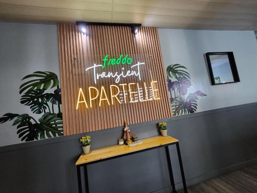 Certifikát, hodnocení, plakát nebo jiný dokument vystavený v ubytování Freddo Studio Apartelle