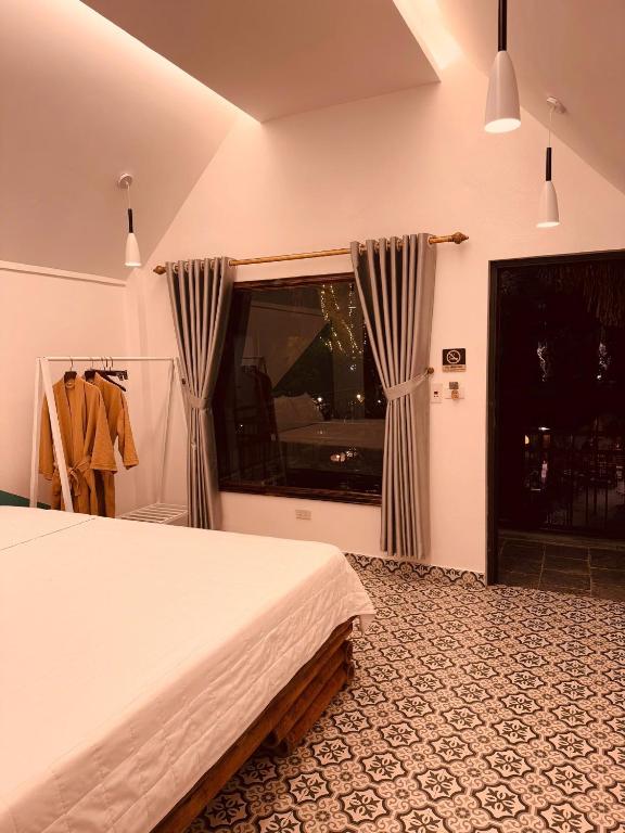 Tam Coc Golden Fields - 9