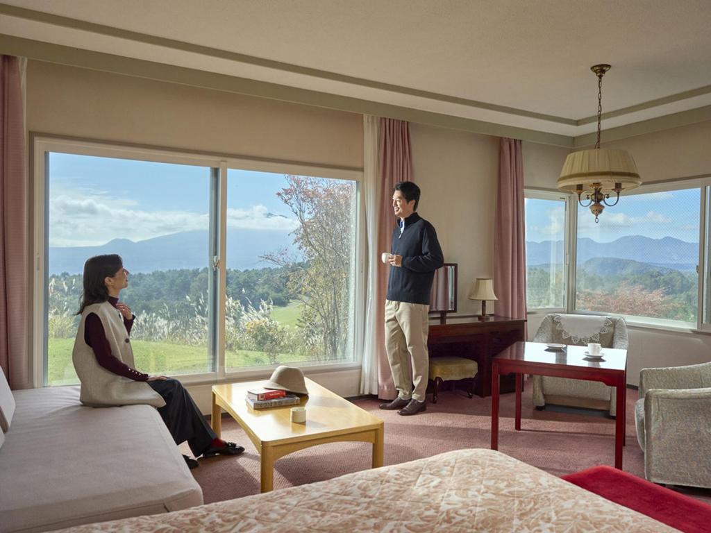 Nespecifikovaný výhled na hory nebo výhled na hory při pohledu z hotelu
