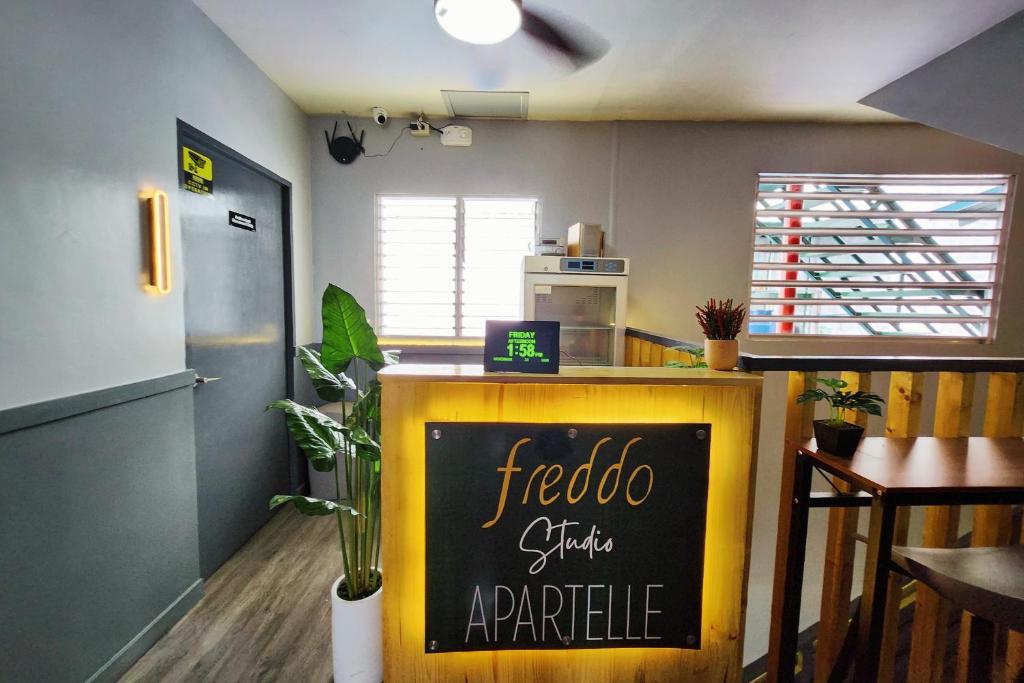 Certifikát, hodnocení, plakát nebo jiný dokument vystavený v ubytování Freddo Studio Apartelle
