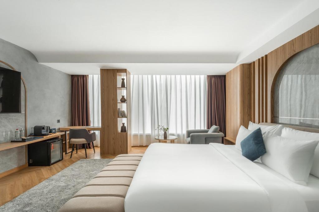 Kin Hotel Thai Van Lung