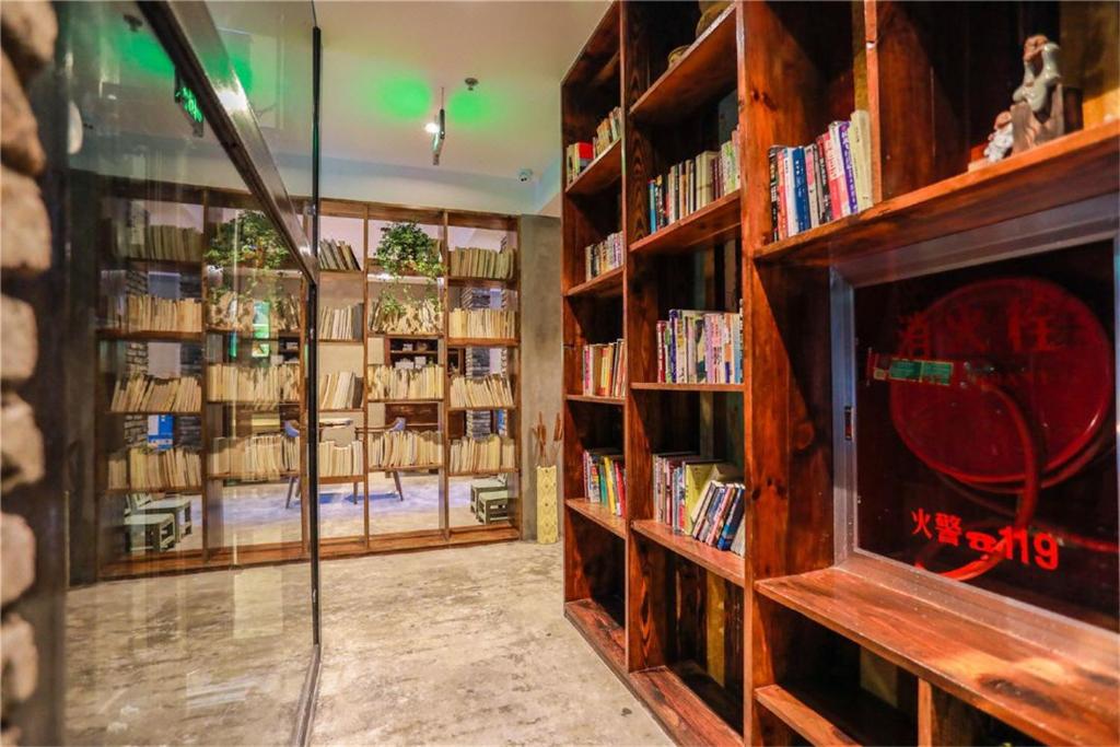 Perpustakaan di homestay