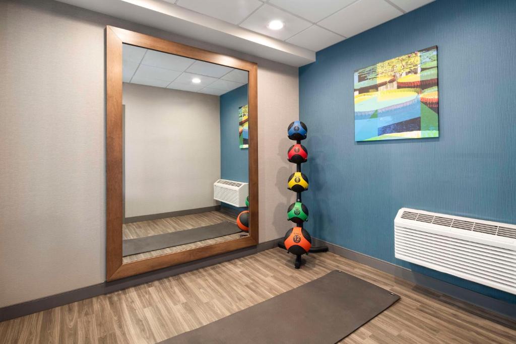Hampton Inn Chicopee - Springfield photo