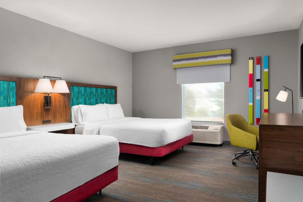 Hampton Inn Chicopee - Springfield photo