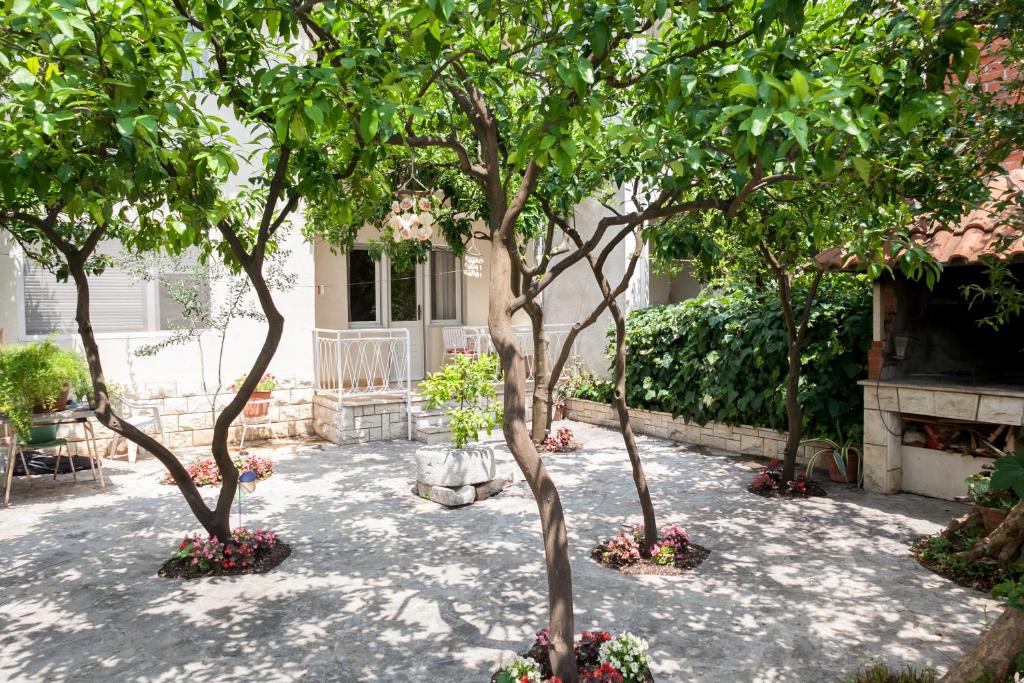 Apartment Lidija - Apartment - Ground Floor