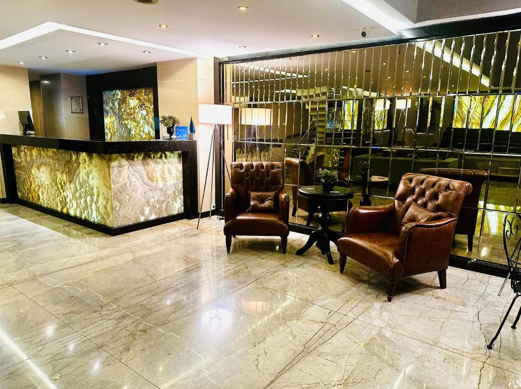 Posezení v ubytování Laodikya Hotel