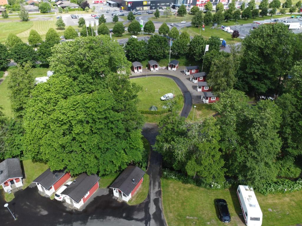 Letecký snímek ubytování Skara Stads-camping & Stugby