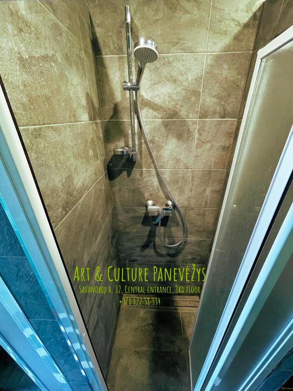 Koupelna v ubytování Art & Culture Panevėžys