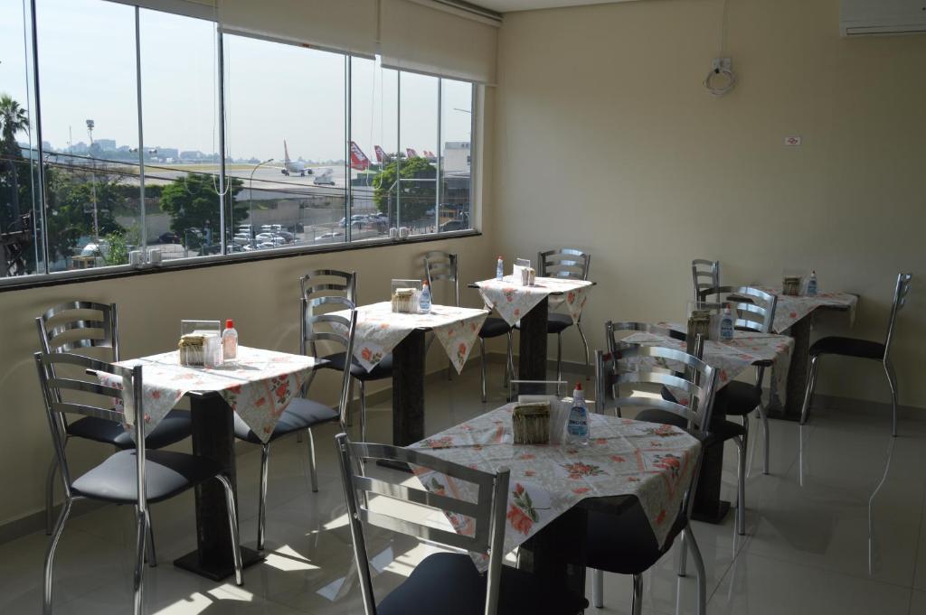  Aero Plaza Hotel