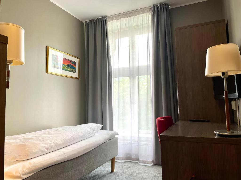 Karl Johans gate 35 - Resim 24