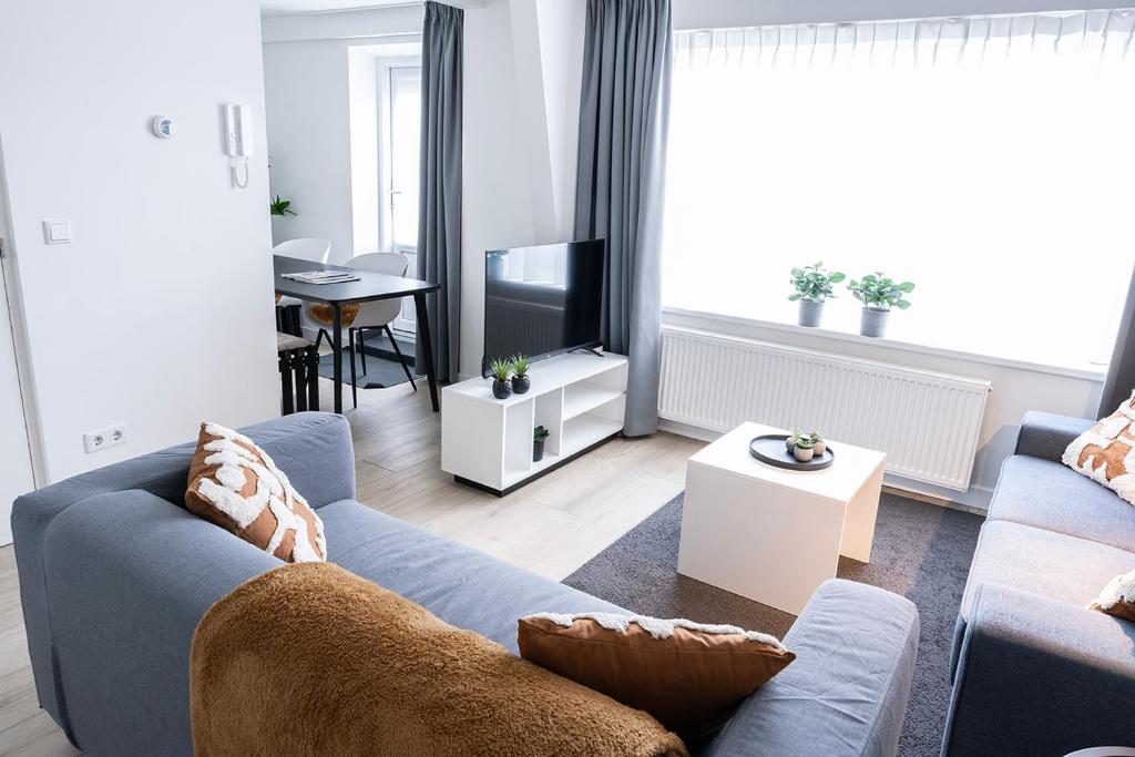 Χώρος καθιστικού στο 6p Newly Renovated Home With Unique Roof-terrace