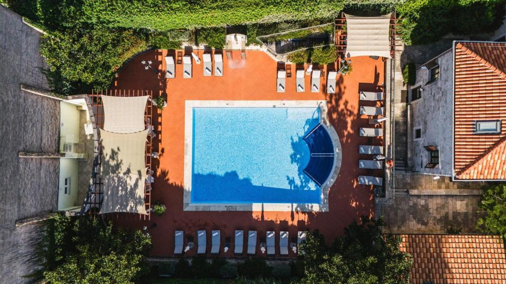 Bazén v ubytování Boutique Hotel Kazbek nebo v jeho okolí