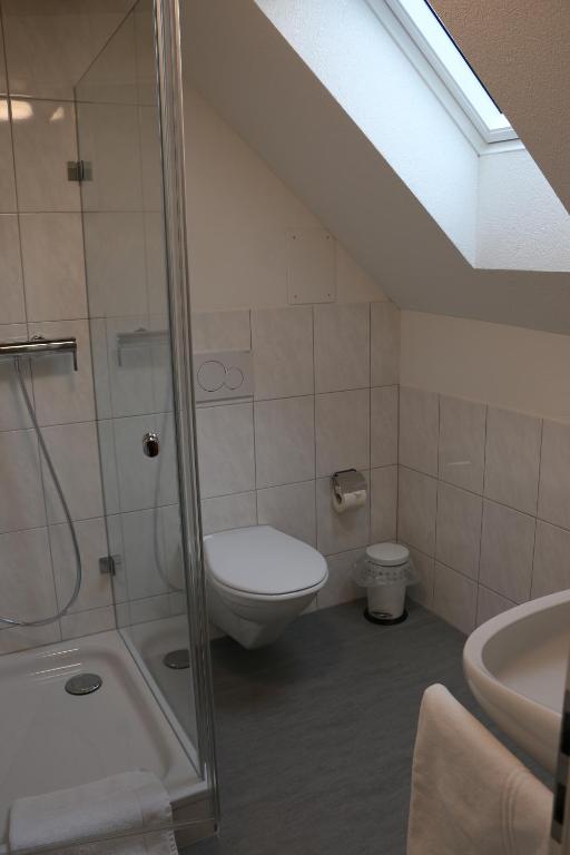 Koupelna v ubytování Hotel Lowen