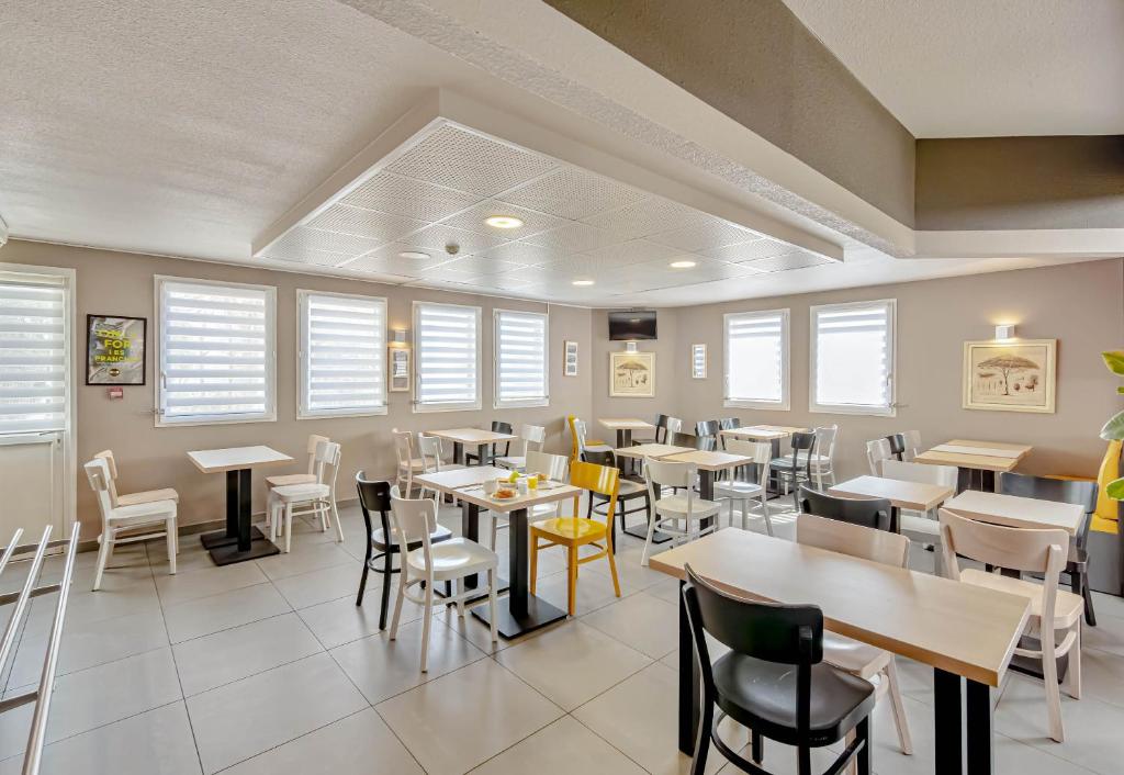 Restaurace v ubytování B&B HOTEL Brignoles