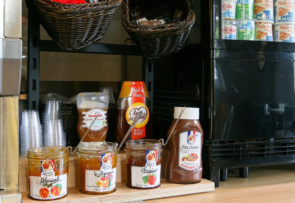 B&B HOTEL Marseille Estaque - Resim 37