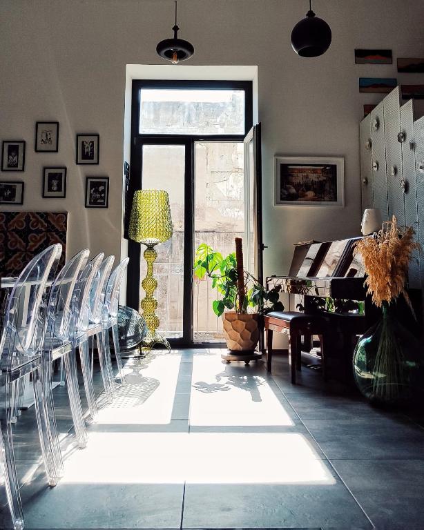 Onlayn porno: oz sikini sordi