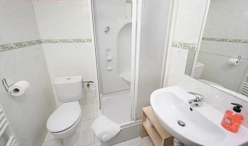 Koupelna v ubytování Penzion pod Ještědem