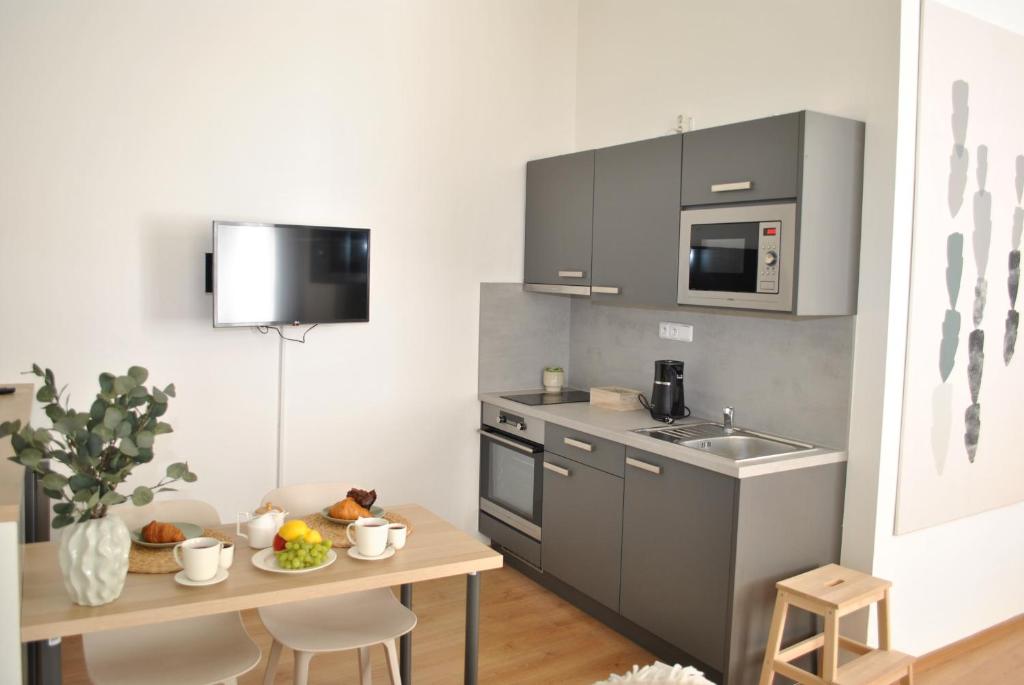 Cucina o angolo cottura di 7nights Apartments Dominikánské naměstí