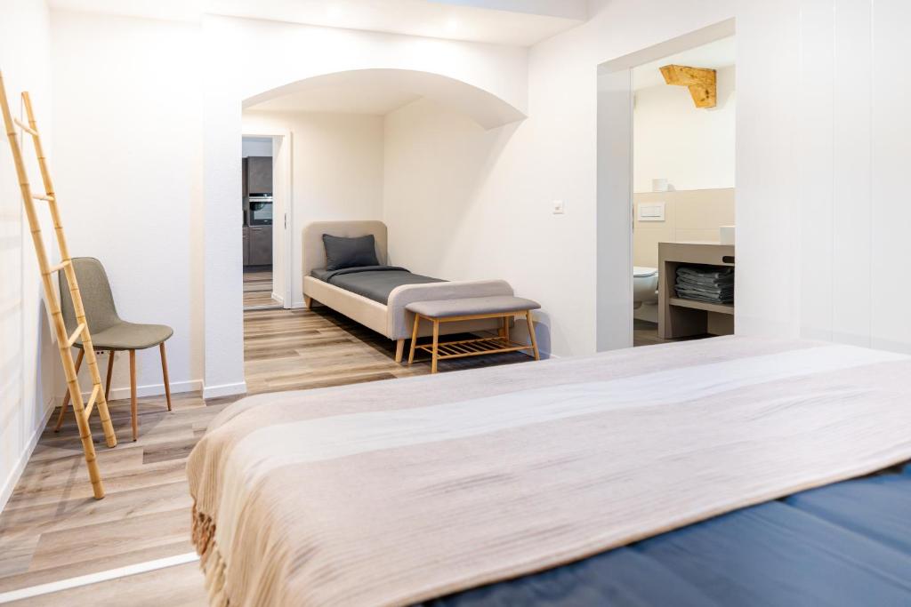 Postel nebo postele na pokoji v ubytování Bellevue & Classy Mountain View apartment