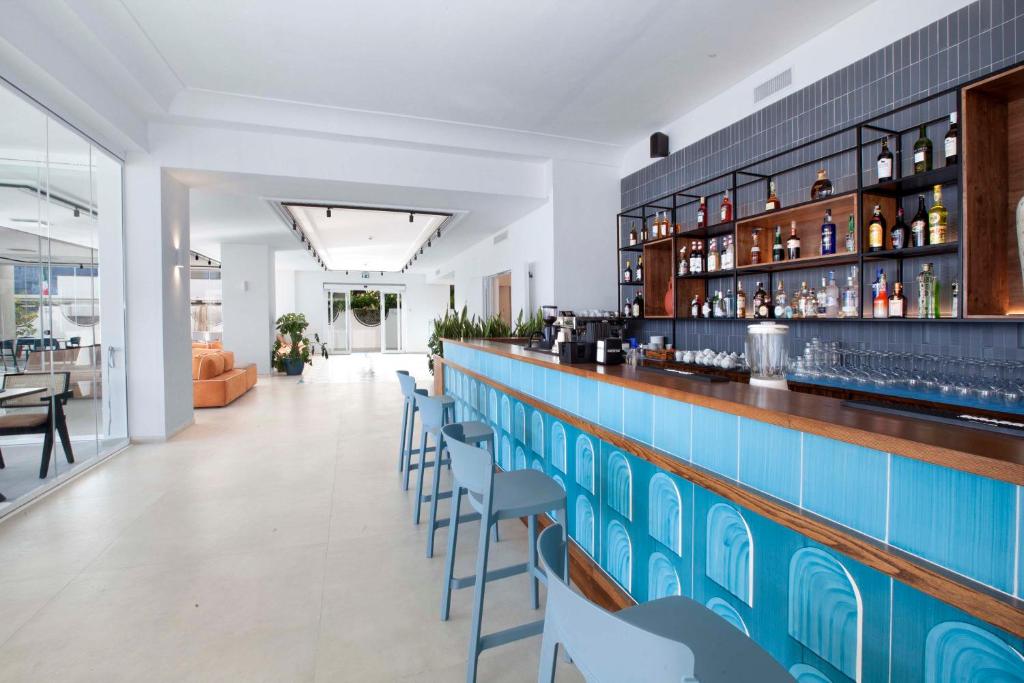 Lounge nebo bar v ubytování Hotel Admiral
