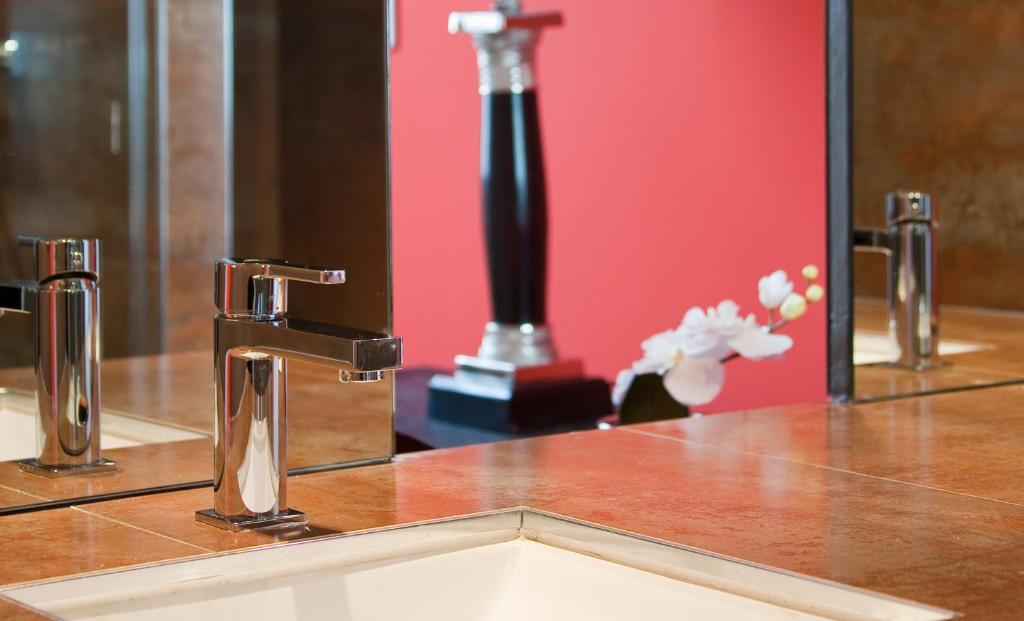 Une Chambre Chez Dupont - 15