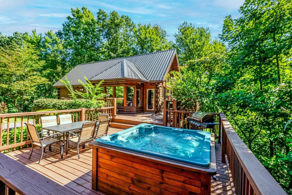 Mountain Overlook Way Cabin 3403 - Three-Bedroom House