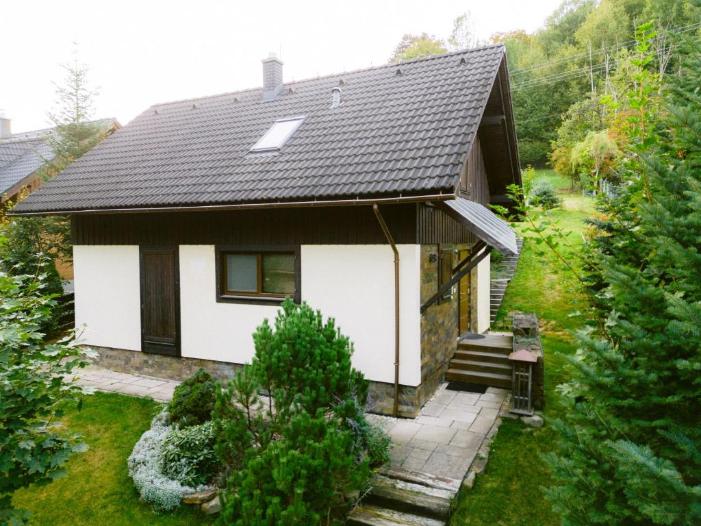 Zahrada ubytování Rodinná chata Makov - Čierne