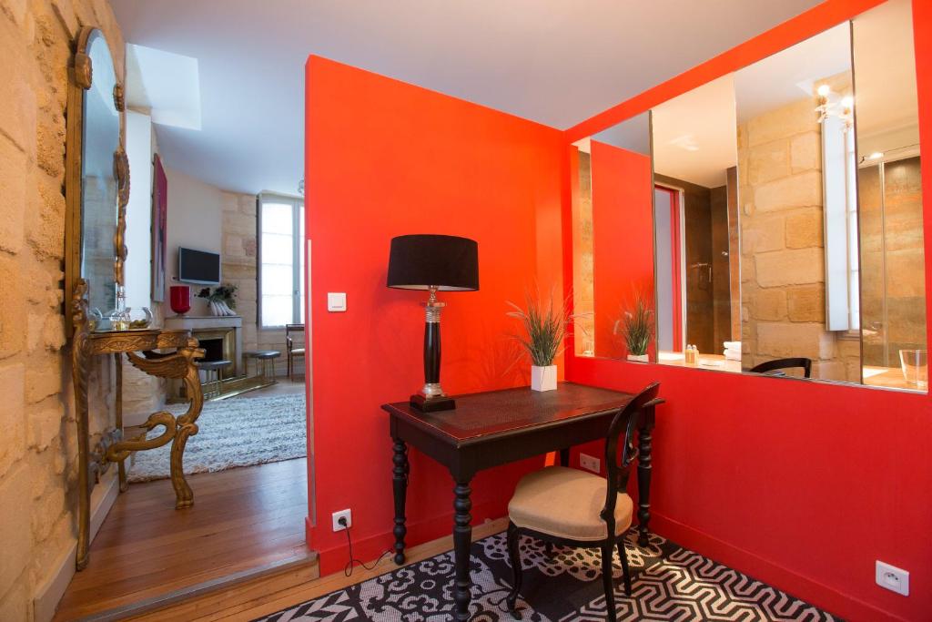 Une Chambre Chez Dupont - 13