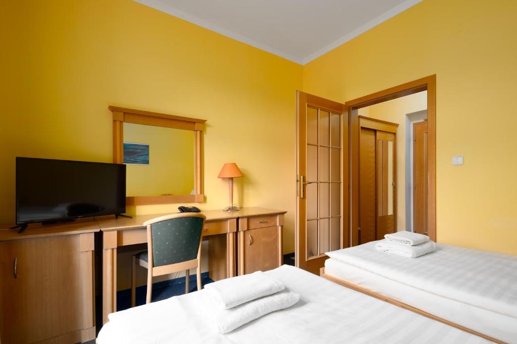 Wellness Hotel Jean De Carro - Resim 43