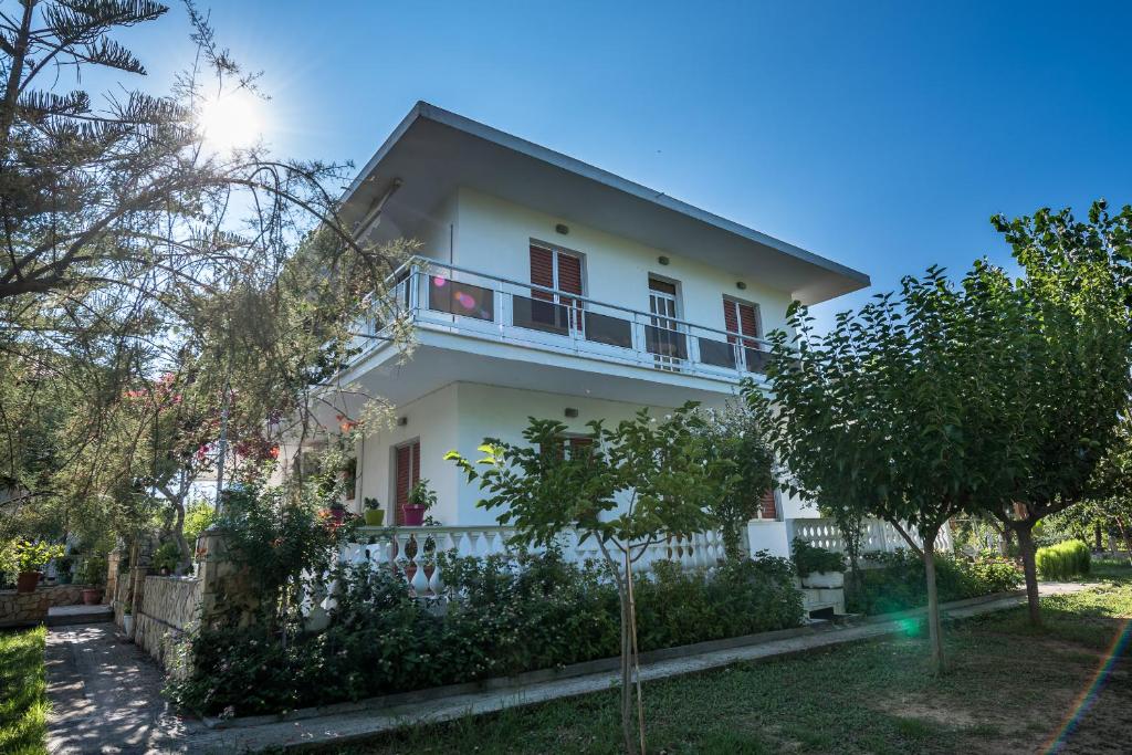 Budova, kde se apartmán nachází