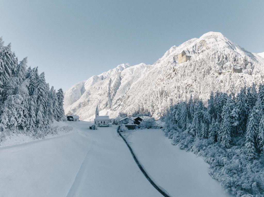 Klostergut Kronburg v zimě