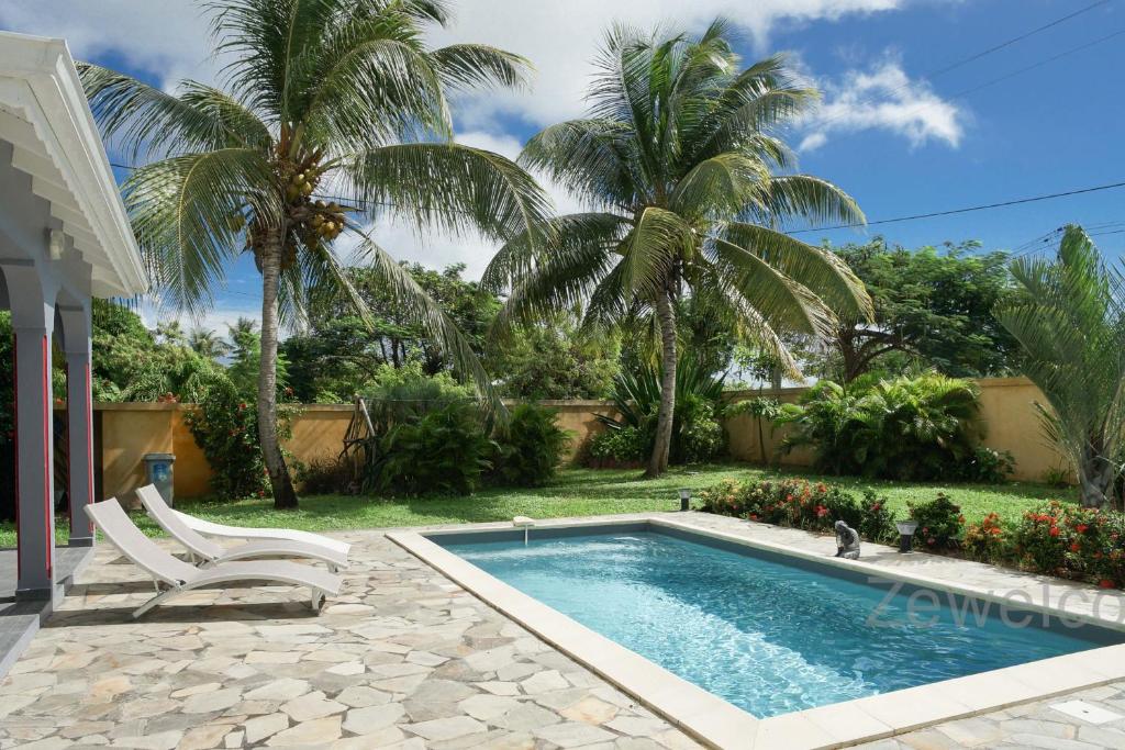 Bazén v ubytování Villa Aquarium nebo v jeho okolí