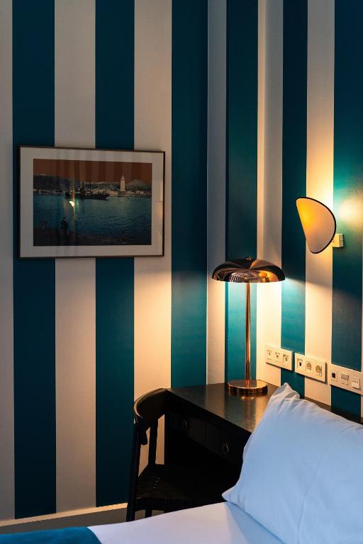 Room Mate Collection Valeria, Málaga - Resim 22