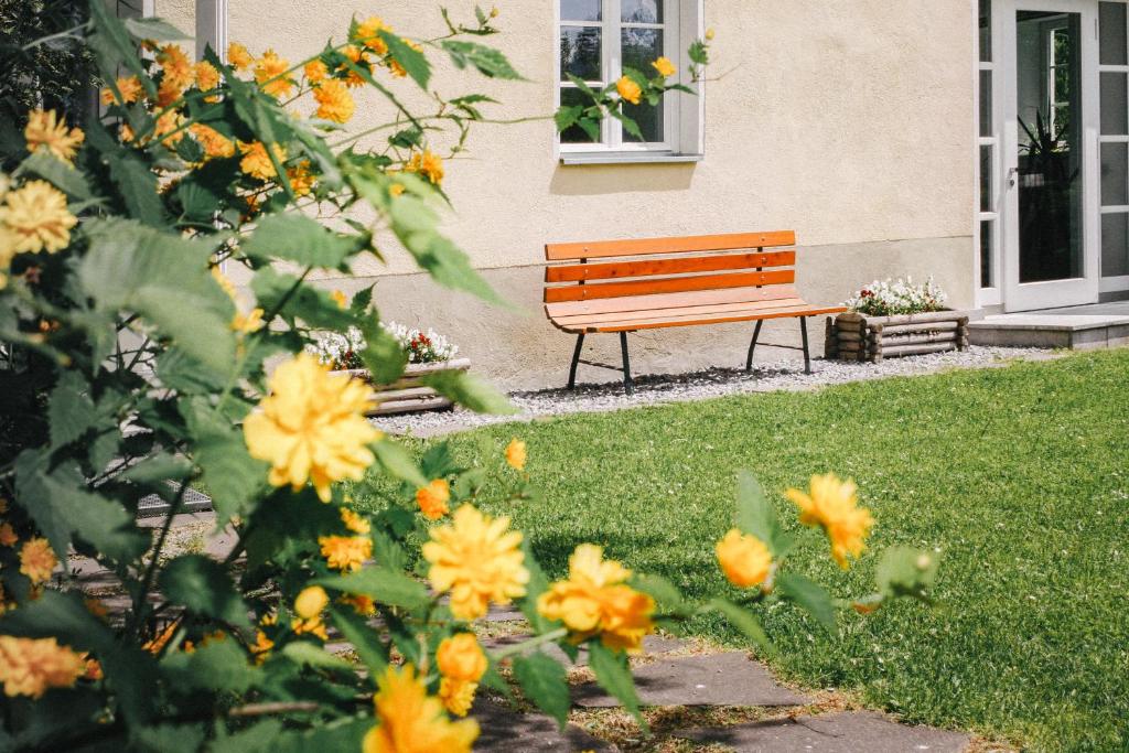 Vonkajšia záhrada v ubytovaní Klostergut Kronburg