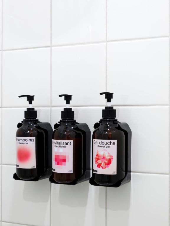 Rose - Hôtel Invisible - Resim 43