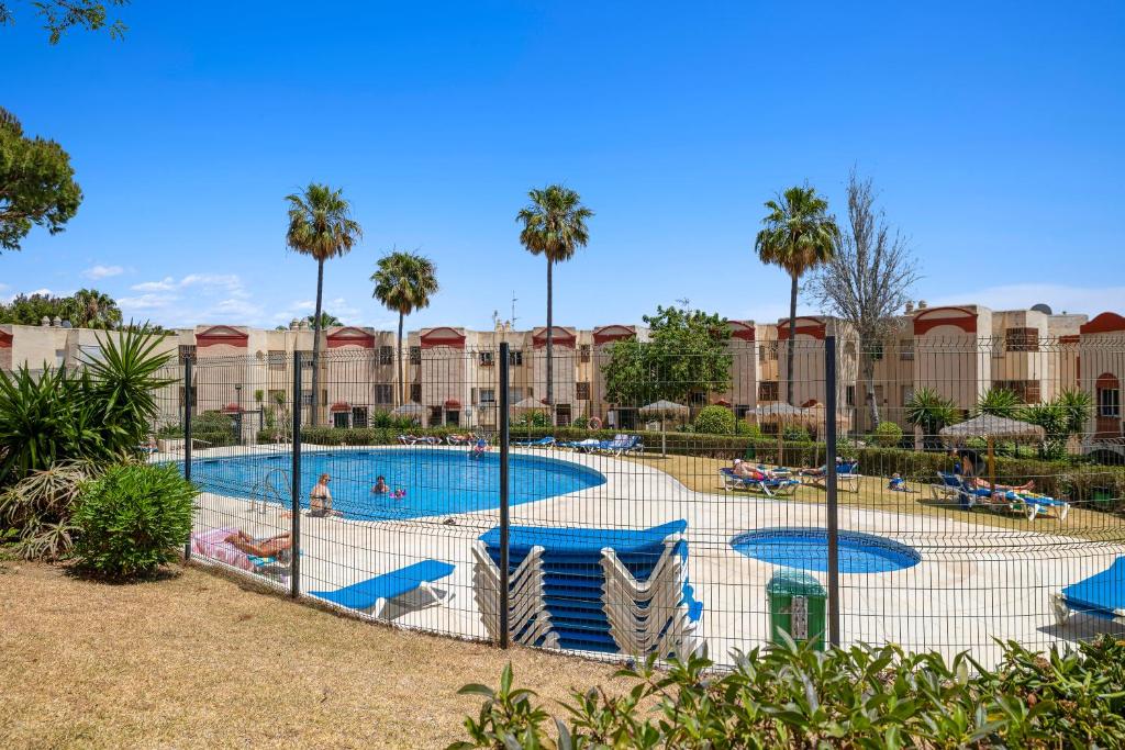 Kép Club Caronte apartment with pool Ref 58 by Costarentals - Ref 58 szállásáról Sitio de Calahondában a galériában