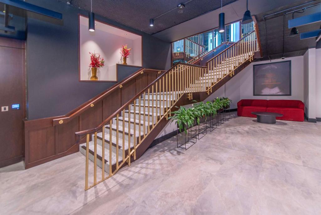 Radisson RED Galway - Resim 35