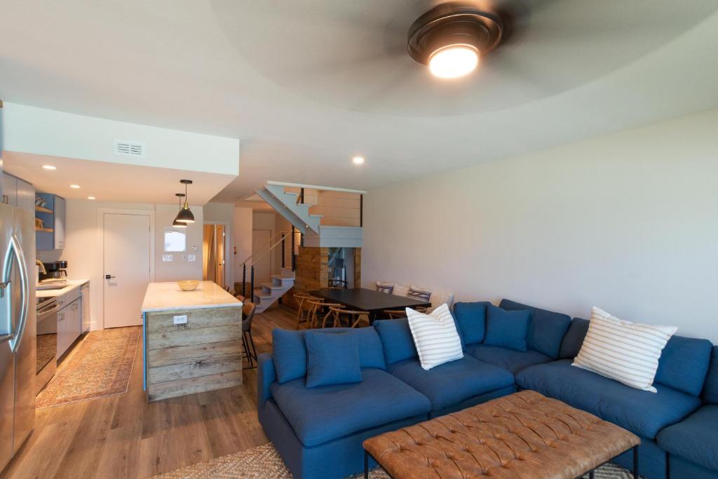 Gallery image of Emerald Hill Unit #14 Custom design throughout in Santa Rosa Beach