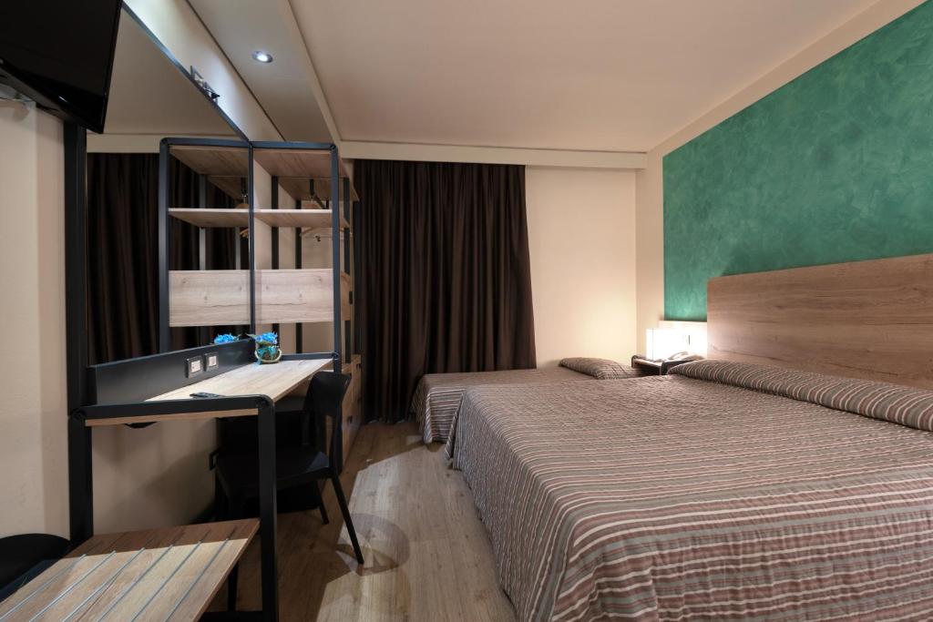 Hotel Galilei - Chambre Double Avec Lit Supplémentaire