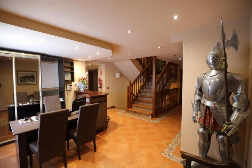 Zdjęcie z galerii obiektu Apartamentos Villa Sofía w mieście San Vicente de la Barquera